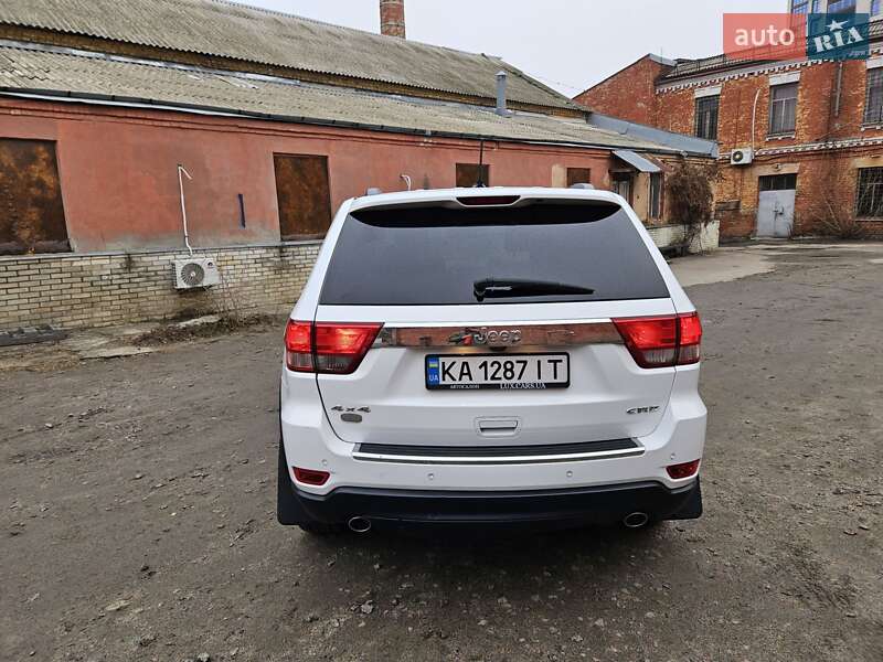 Внедорожник / Кроссовер Jeep Grand Cherokee 2012 в Киеве