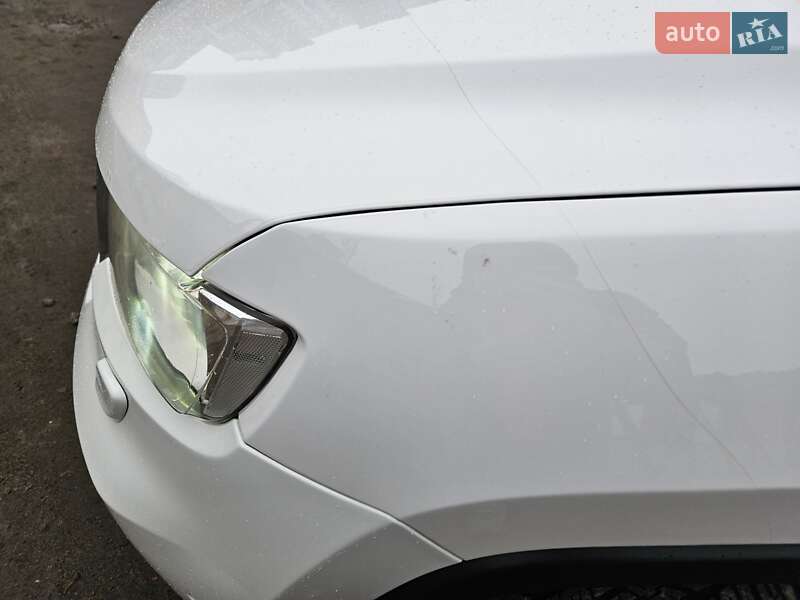 Внедорожник / Кроссовер Jeep Grand Cherokee 2012 в Киеве