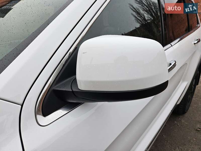 Внедорожник / Кроссовер Jeep Grand Cherokee 2012 в Киеве