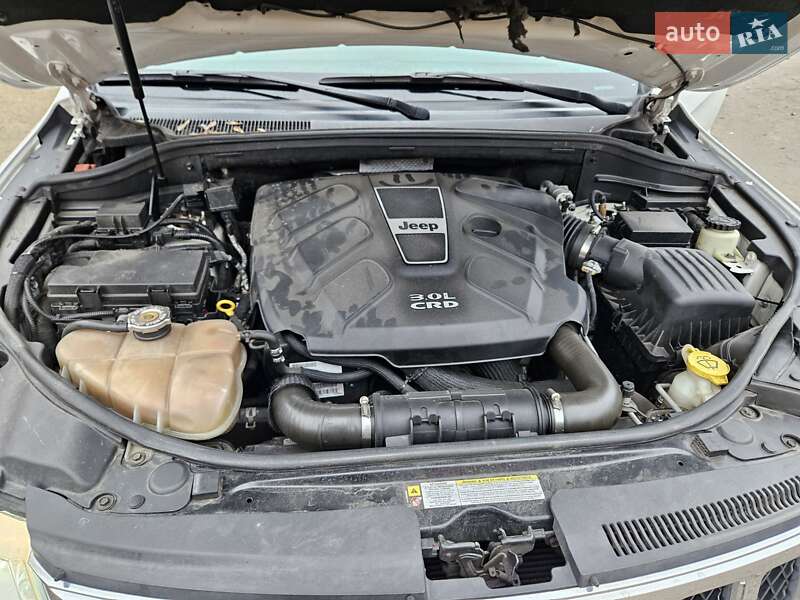 Внедорожник / Кроссовер Jeep Grand Cherokee 2012 в Киеве