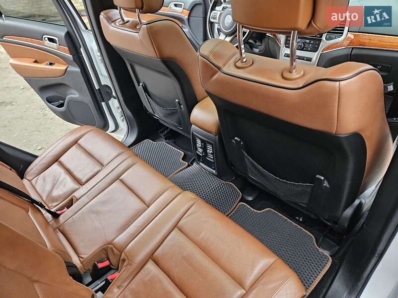 Внедорожник / Кроссовер Jeep Grand Cherokee 2012 в Киеве