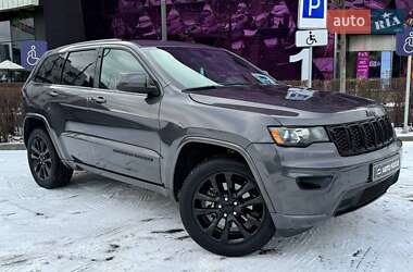 Внедорожник / Кроссовер Jeep Grand Cherokee 2021 в Киеве