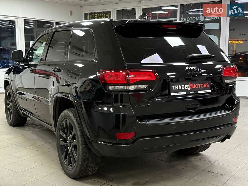 Внедорожник / Кроссовер Jeep Grand Cherokee 2020 в Киеве