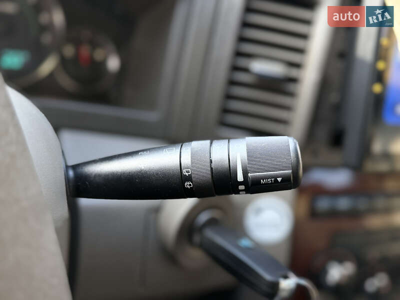 Позашляховик / Кросовер Jeep Grand Cherokee 2006 в Одесі