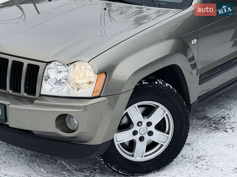 Внедорожник / Кроссовер Jeep Grand Cherokee 2005 в Киеве