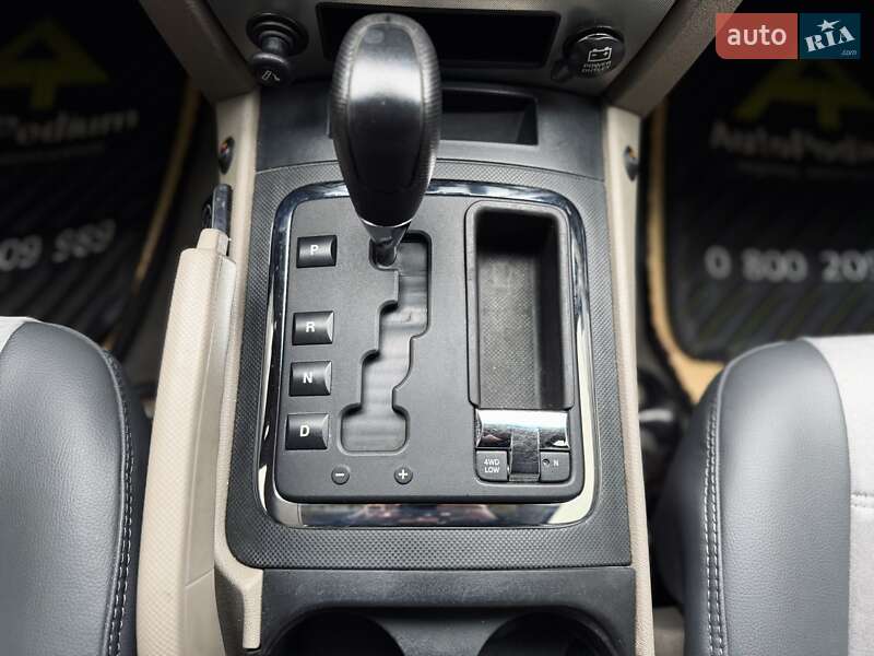 Внедорожник / Кроссовер Jeep Grand Cherokee 2005 в Киеве