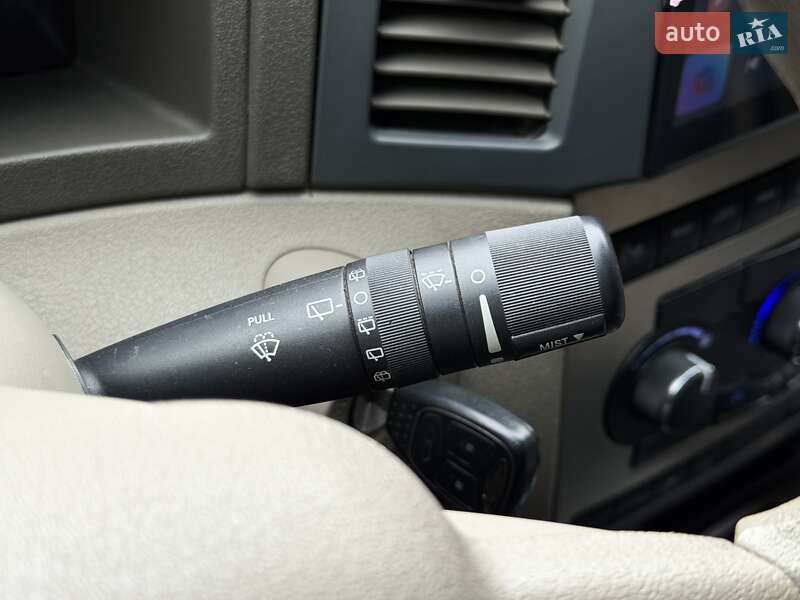 Внедорожник / Кроссовер Jeep Grand Cherokee 2005 в Киеве