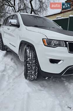 Внедорожник / Кроссовер Jeep Grand Cherokee 2019 в Сумах