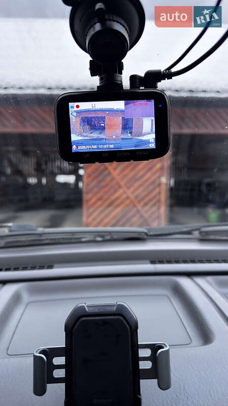 Внедорожник / Кроссовер Jeep Grand Cherokee 2002 в Тячеве