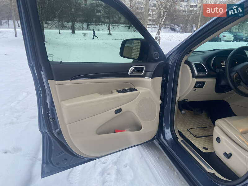 Позашляховик / Кросовер Jeep Grand Cherokee 2019 в Львові фото 23 Позашляховик / Кросовер Jeep Grand Cherokee 2019 в Львові