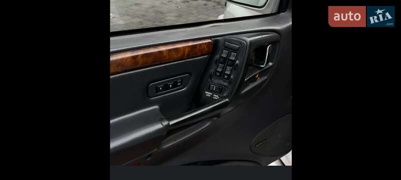 Внедорожник / Кроссовер Jeep Grand Cherokee 1994 в Одессе