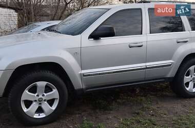 Внедорожник / Кроссовер Jeep Grand Cherokee 2005 в Черкассах