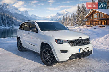 Внедорожник / Кроссовер Jeep Grand Cherokee 2021 в Киеве