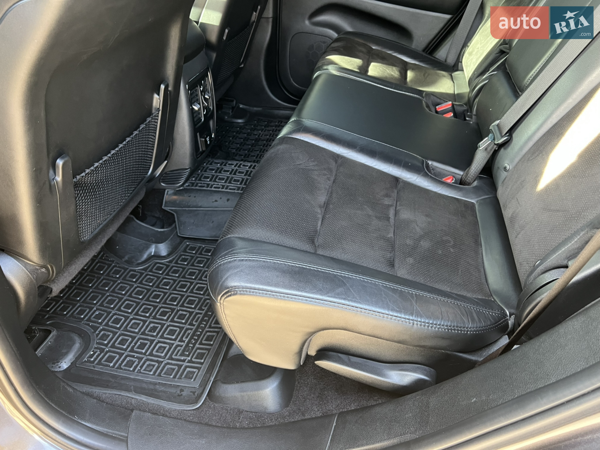 2018 Jeep Grand Cherokee - мініатюра 19
