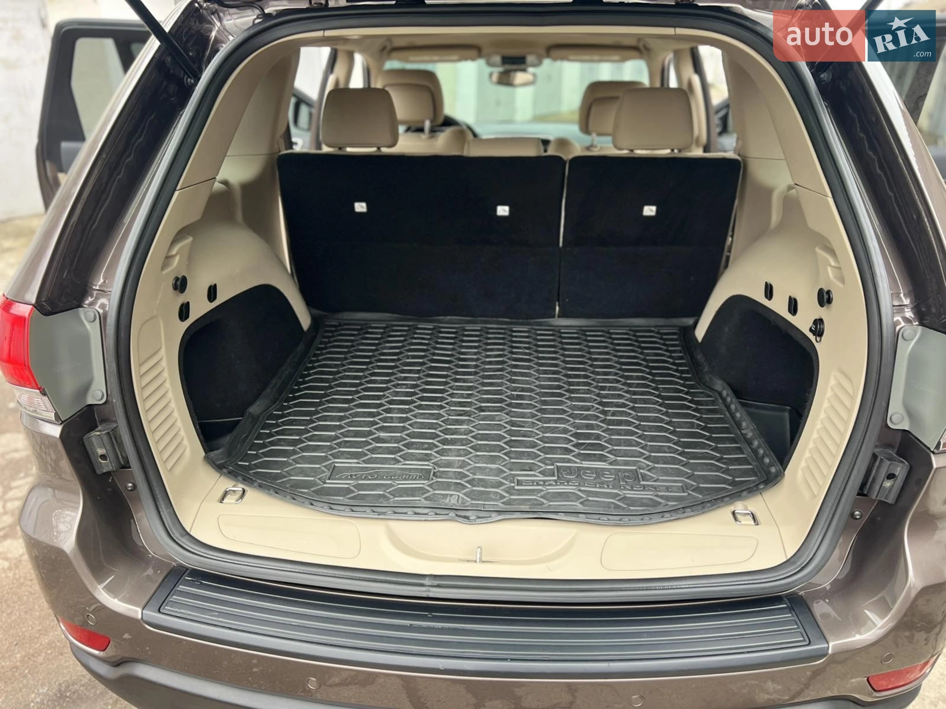 2016 Jeep Grand Cherokee - мініатюра 15