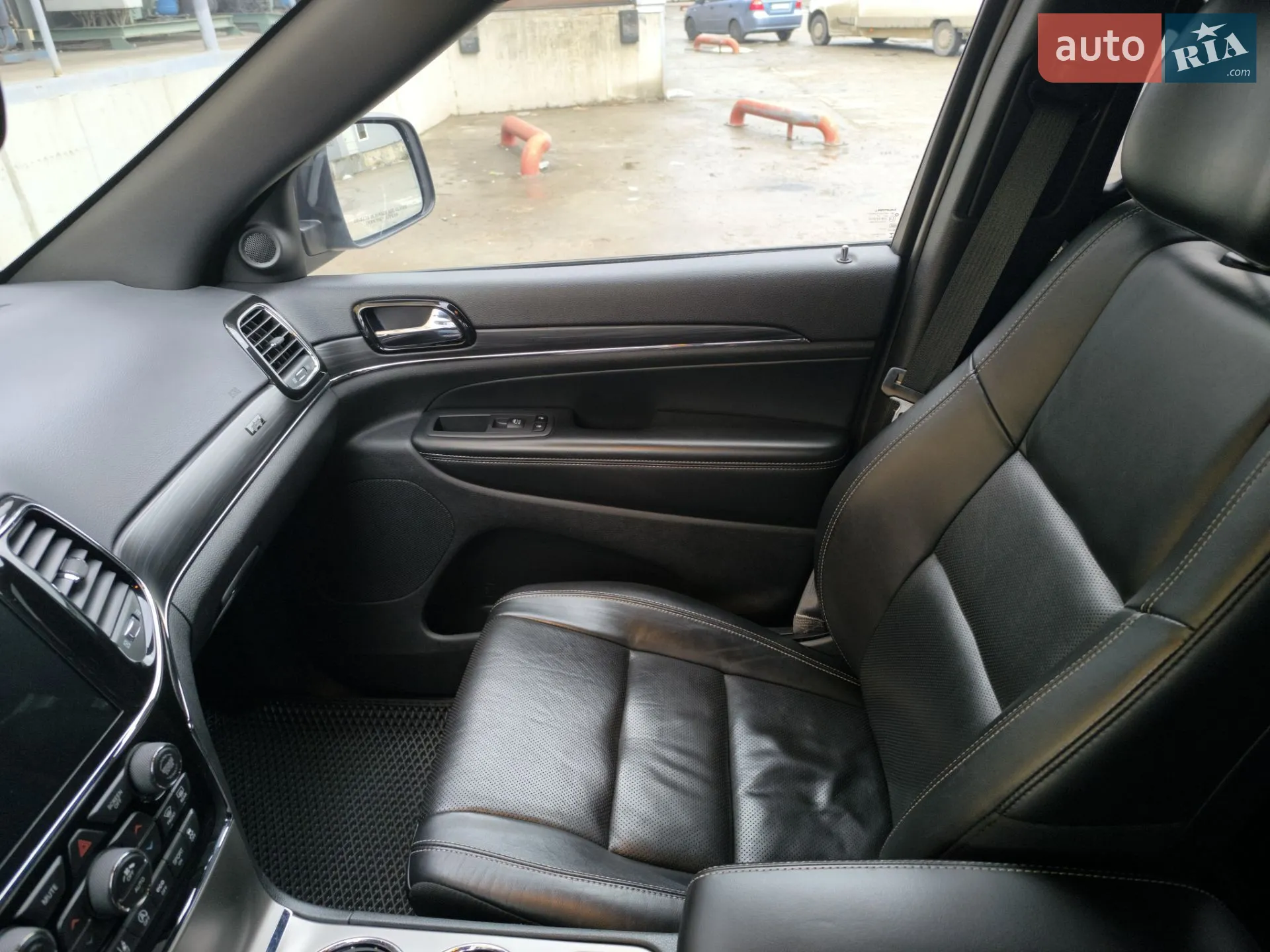 2020 Jeep Grand Cherokee - мініатюра 3