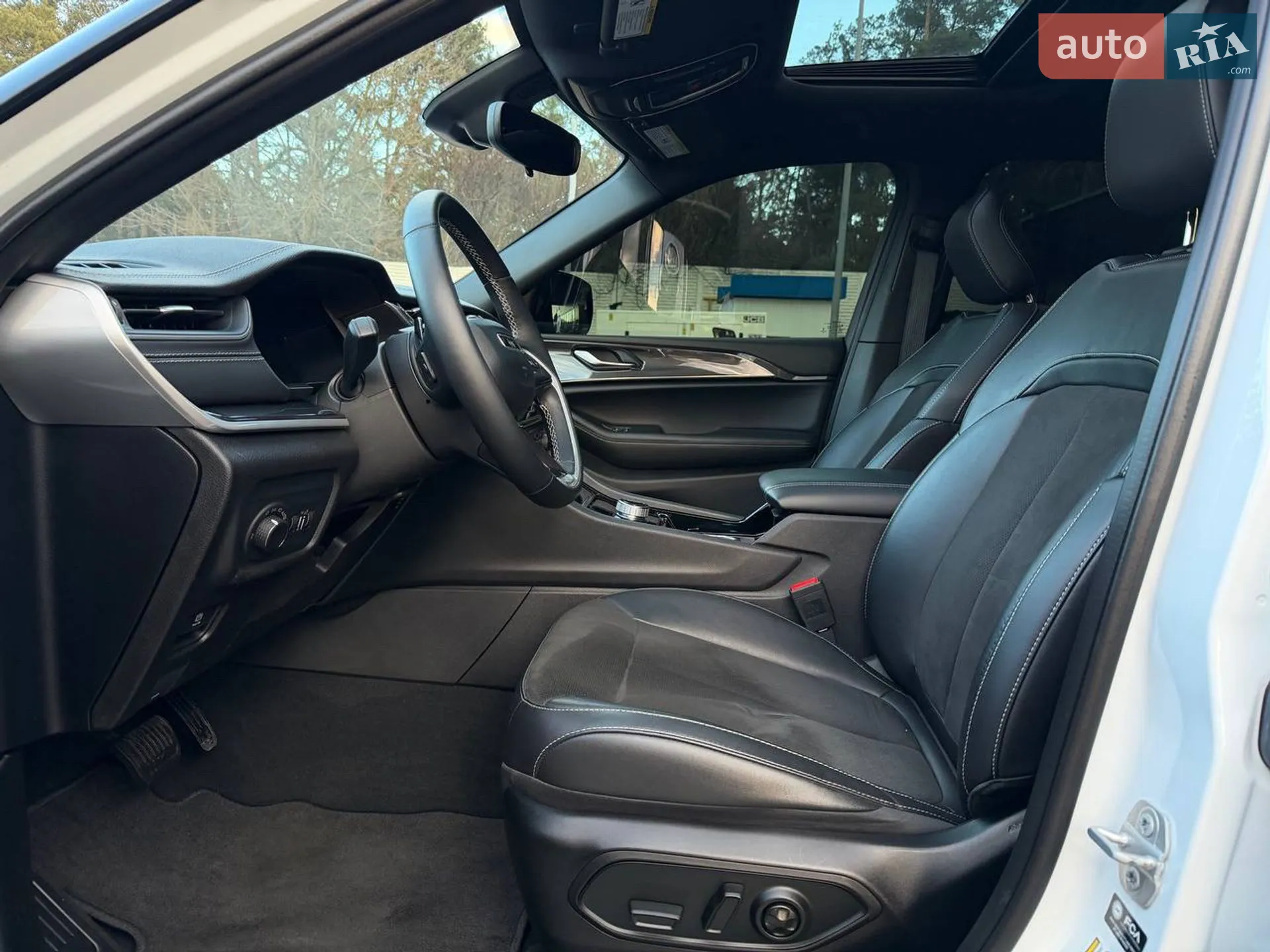 2022 Jeep Grand Cherokee - мініатюра 19