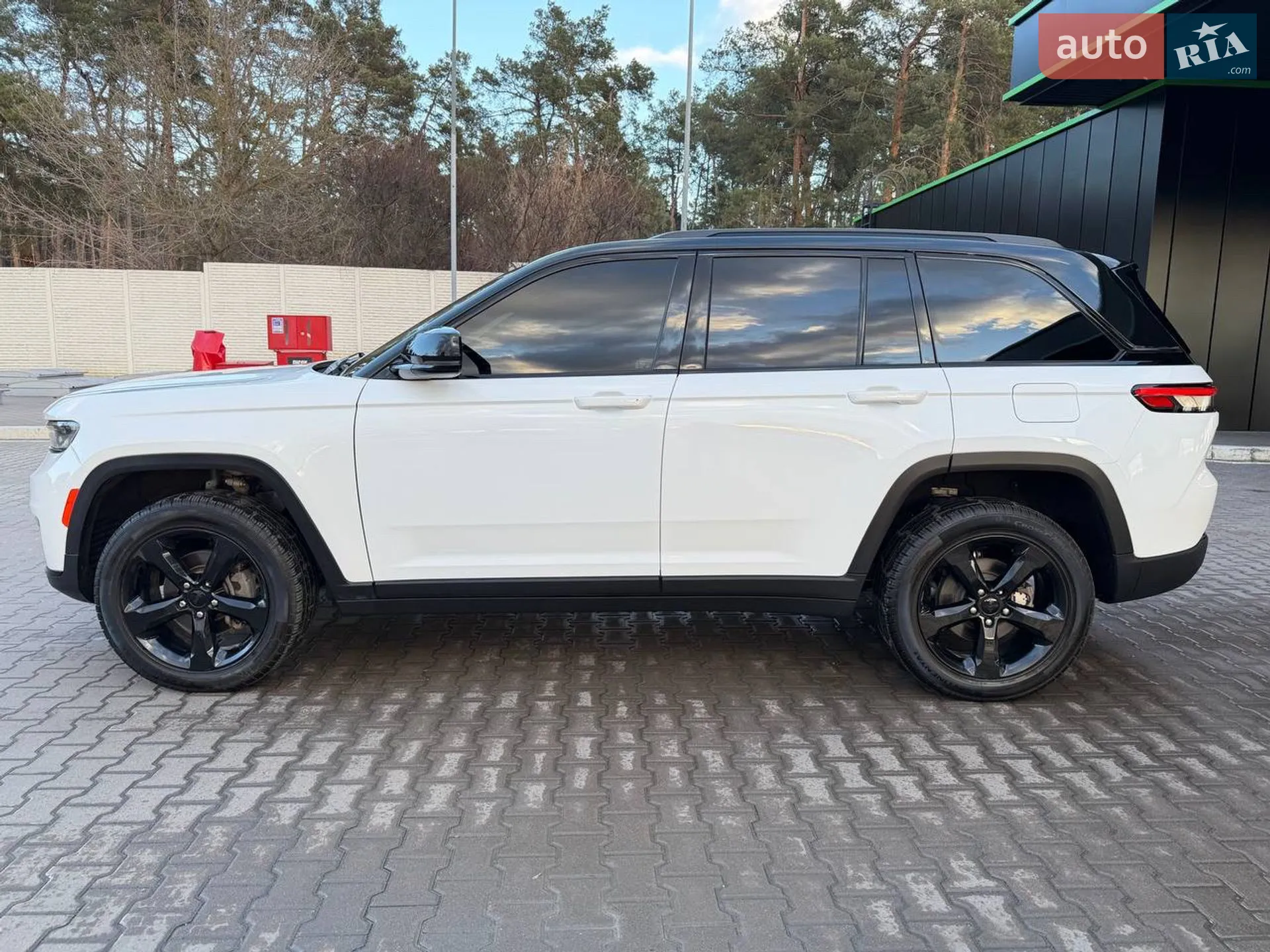 2022 Jeep Grand Cherokee - мініатюра 17