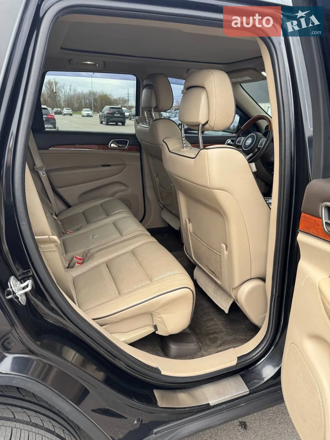 2011 Jeep Grand Cherokee - мініатюра 14