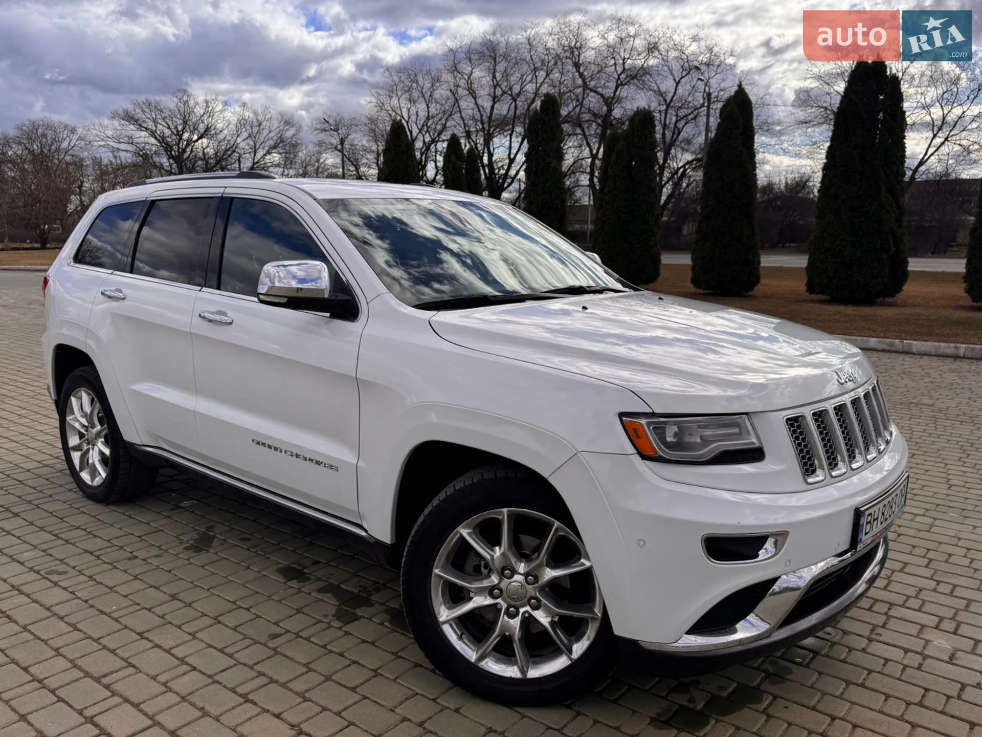 2013 Jeep Grand Cherokee - мініатюра 3