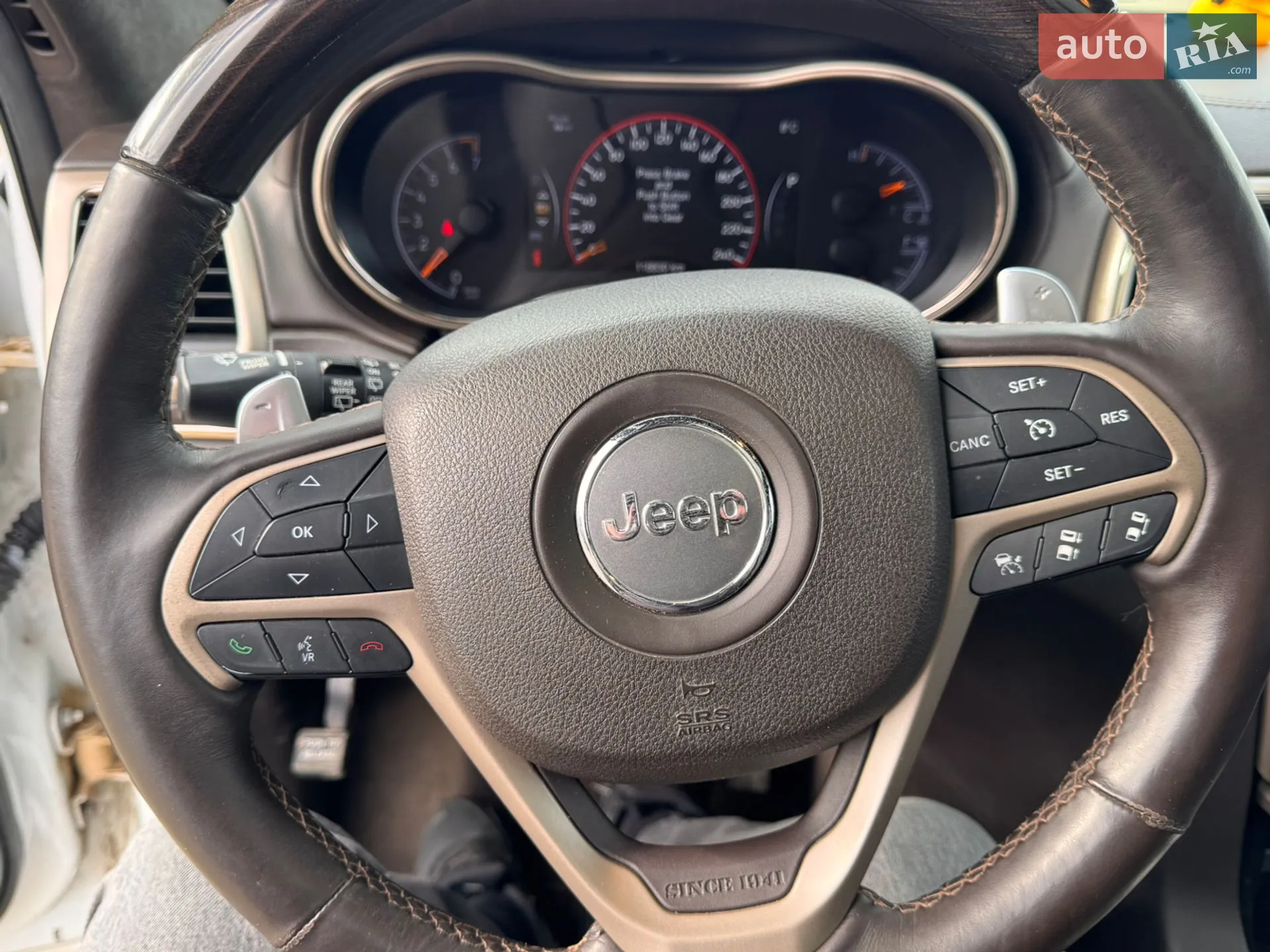 2013 Jeep Grand Cherokee - мініатюра 30
