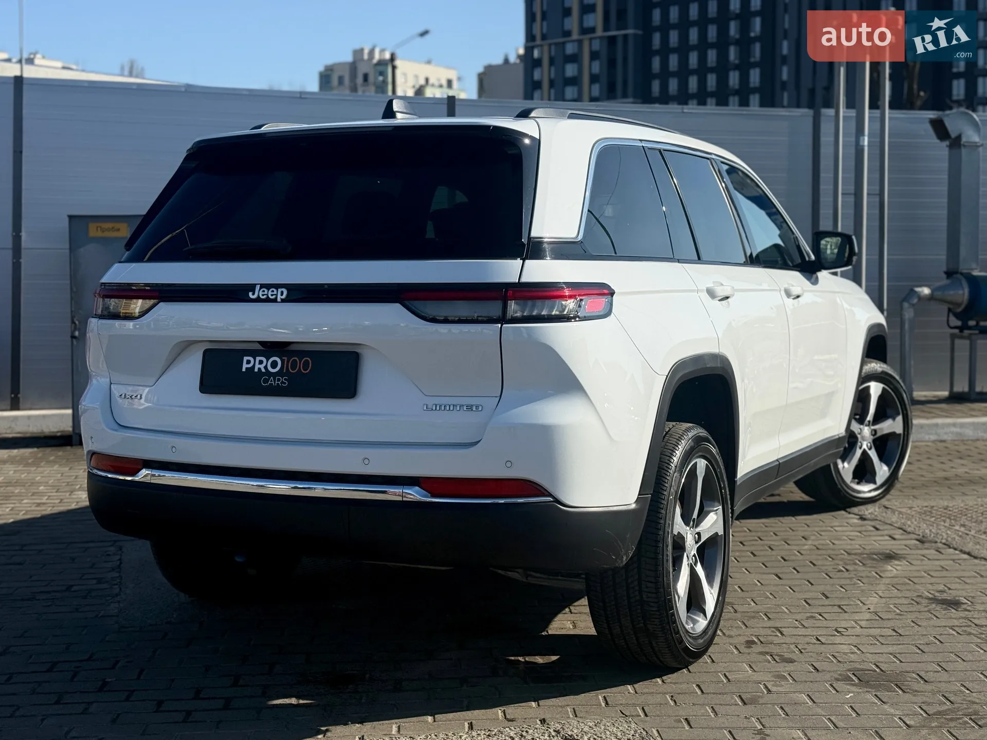2024 Jeep Grand Cherokee - мініатюра 16