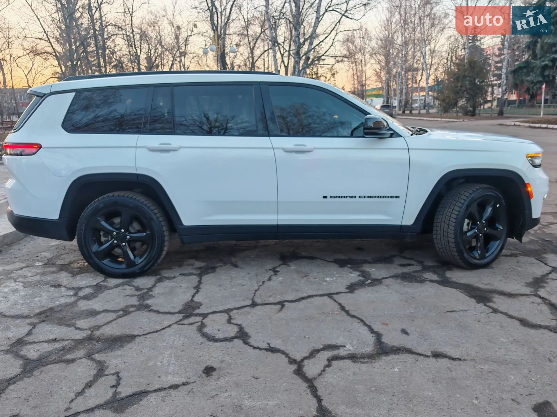 2024 Jeep Grand Cherokee - мініатюра 3
