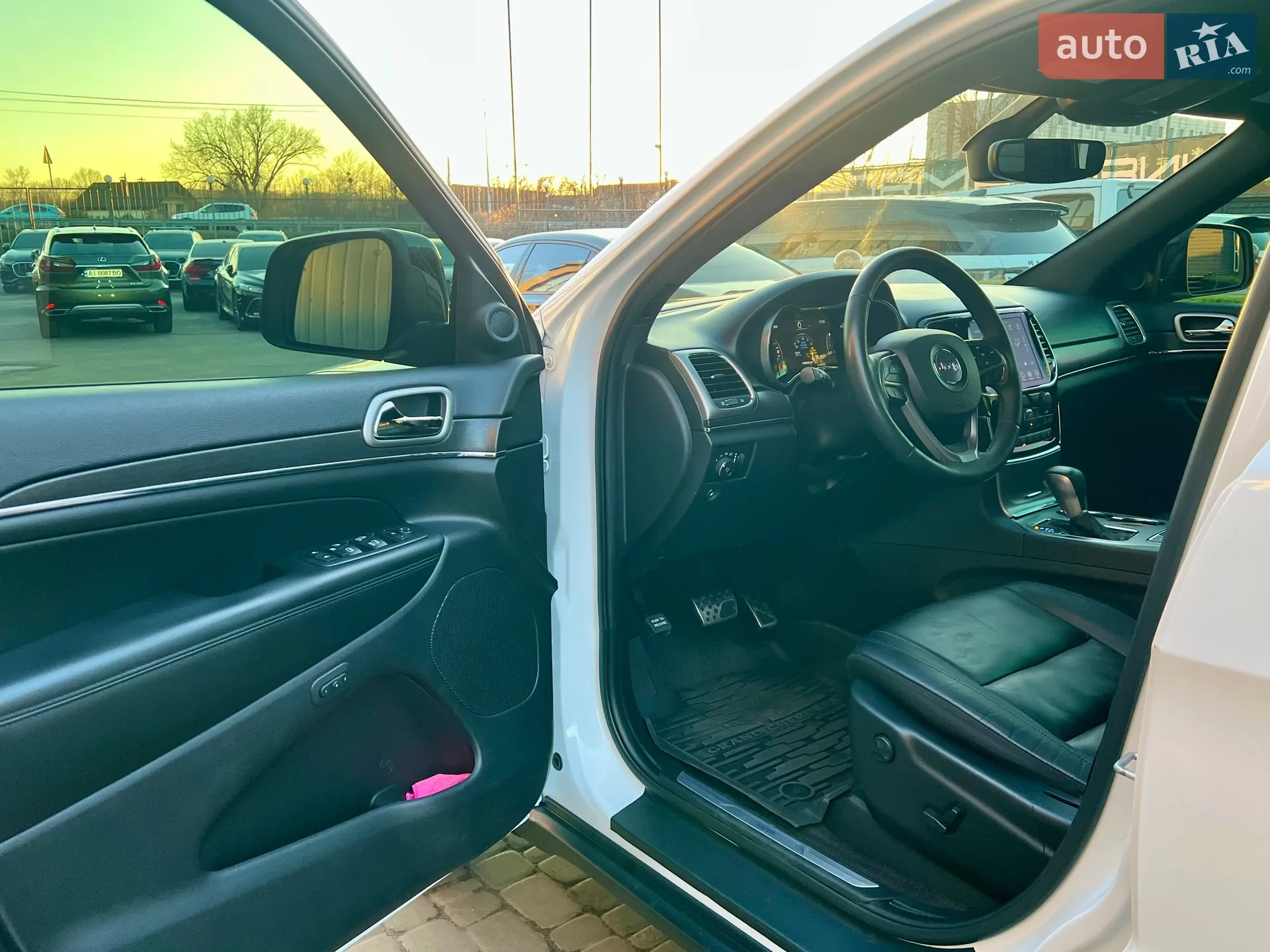2018 Jeep Grand Cherokee - мініатюра 11