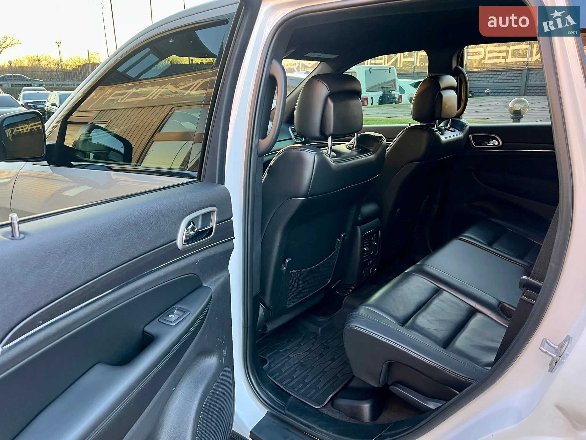 2018 Jeep Grand Cherokee - мініатюра 20