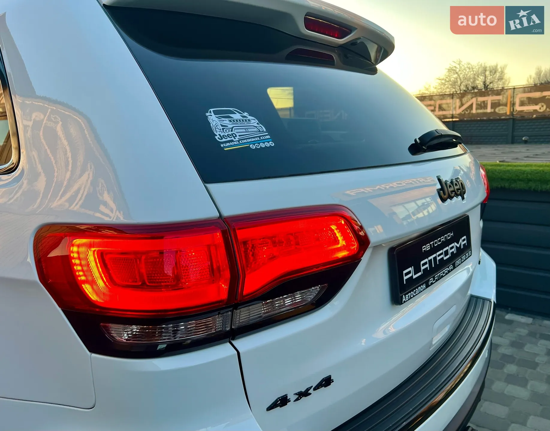 2018 Jeep Grand Cherokee - мініатюра 26