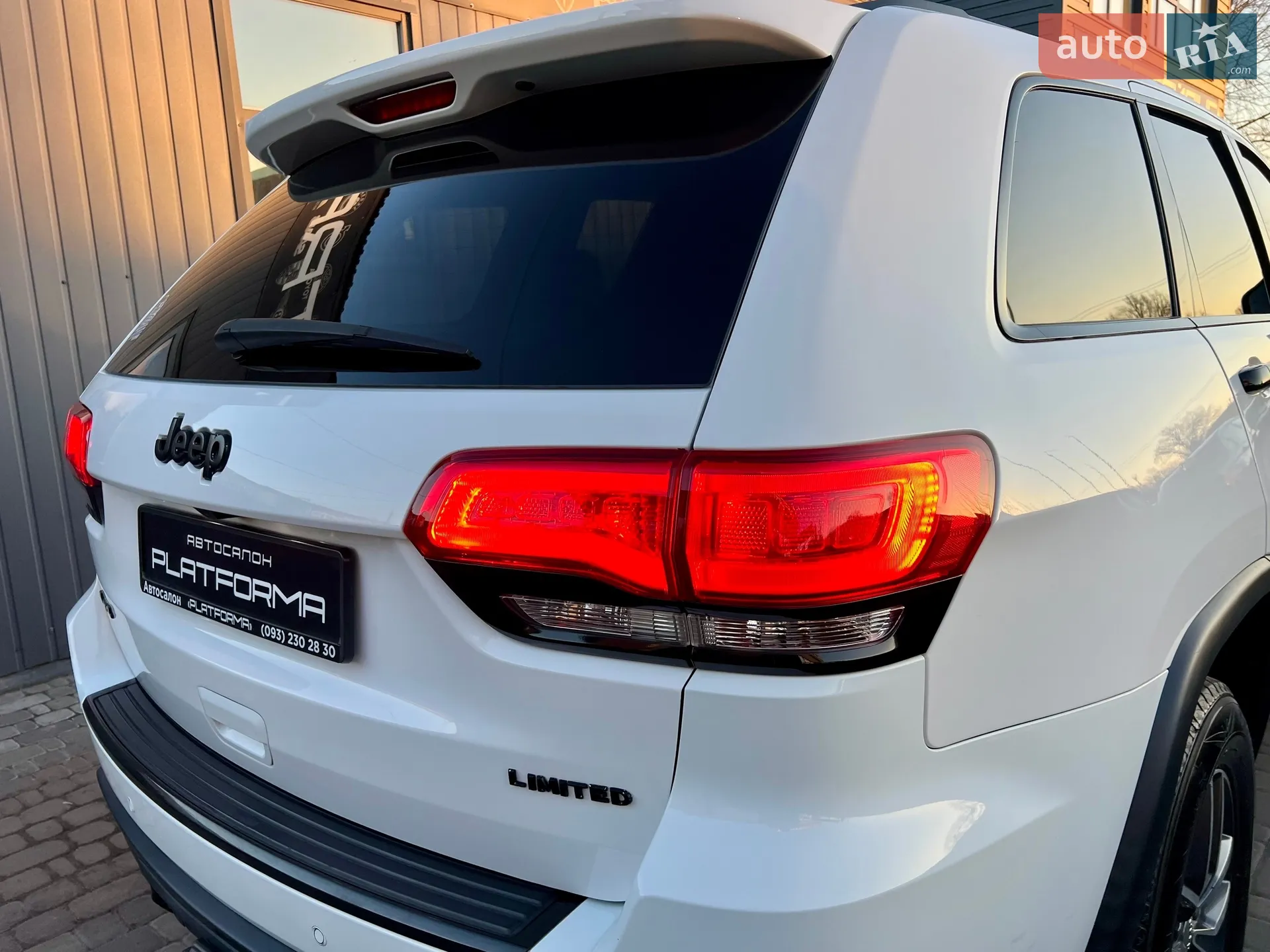 2018 Jeep Grand Cherokee - мініатюра 32