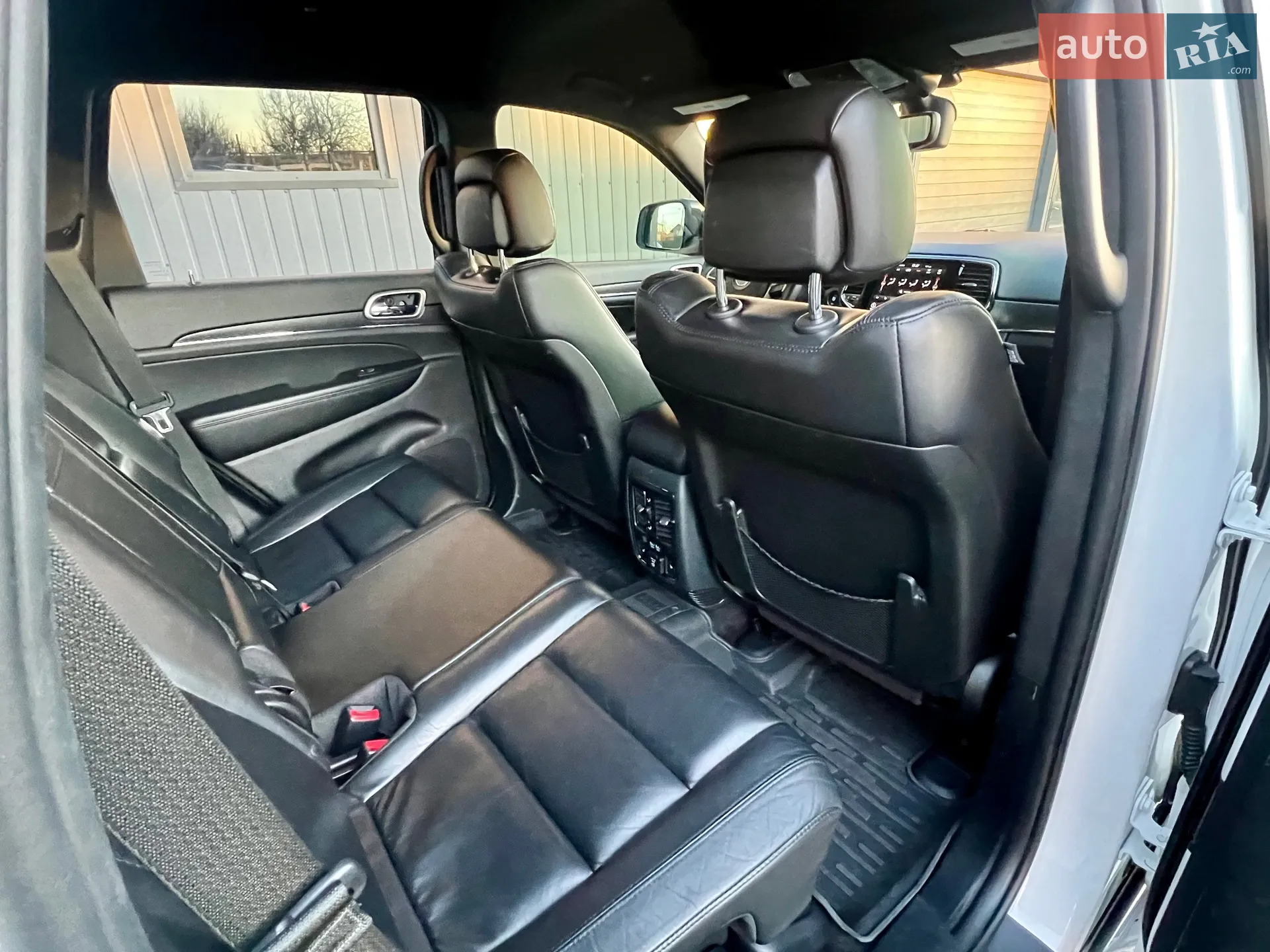 2018 Jeep Grand Cherokee - мініатюра 37