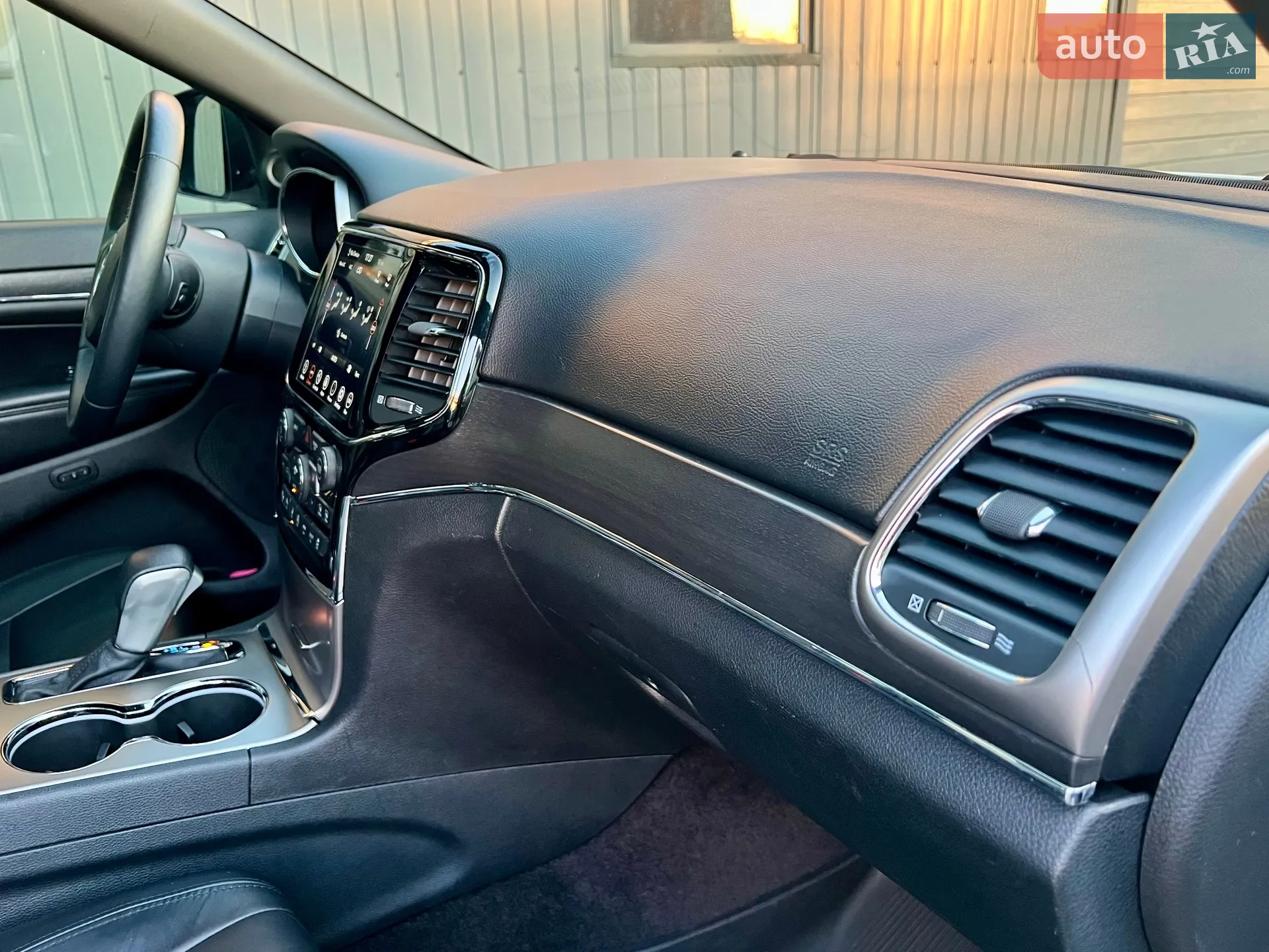 2018 Jeep Grand Cherokee - мініатюра 41
