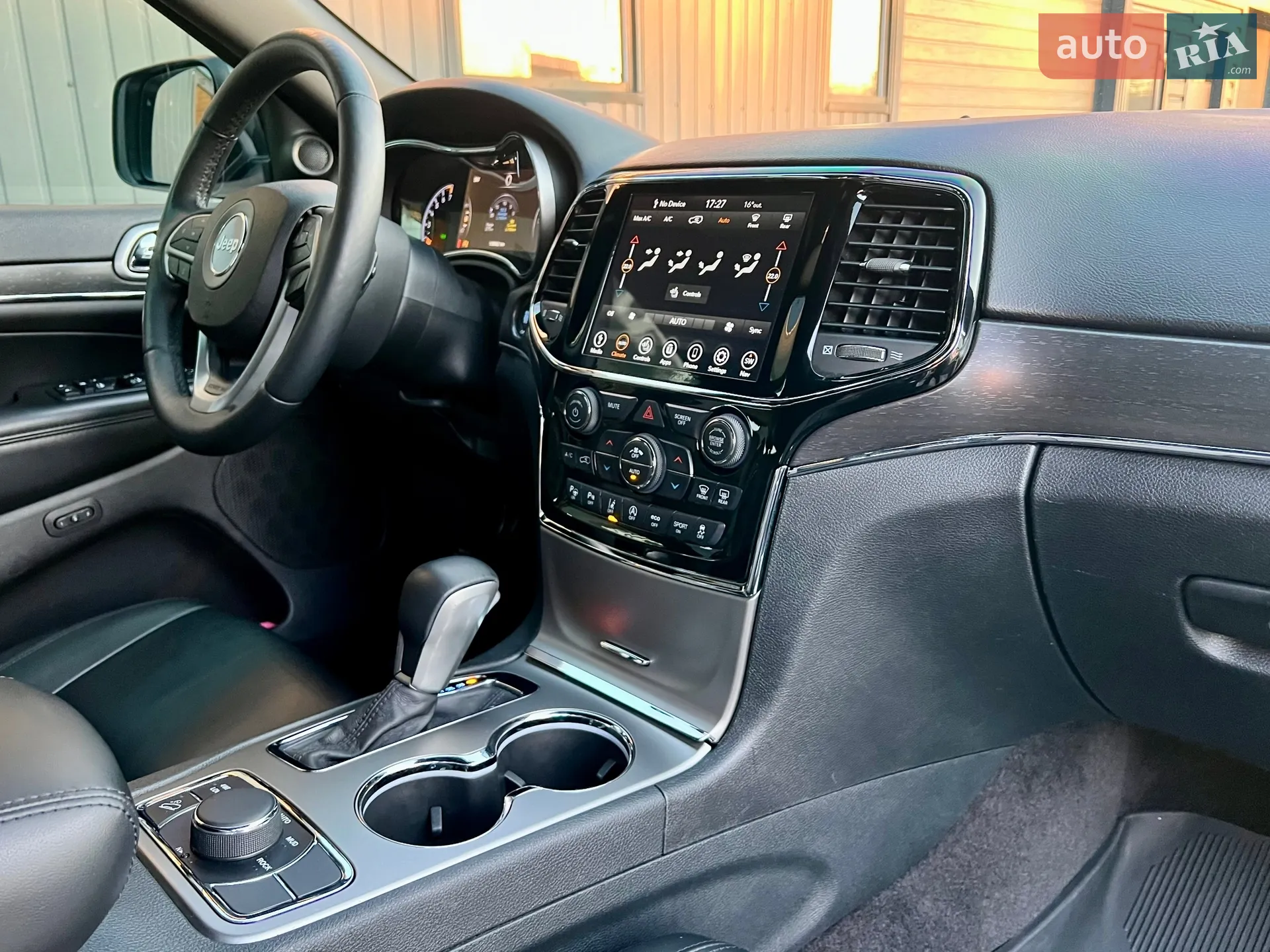 2018 Jeep Grand Cherokee - мініатюра 42