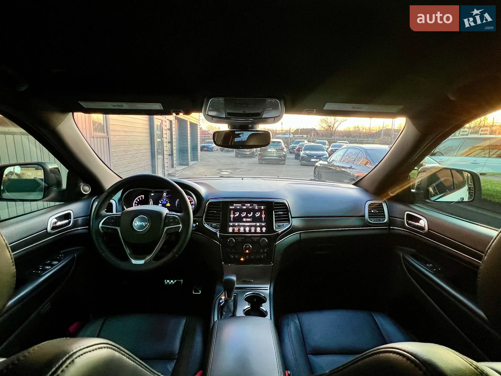 2018 Jeep Grand Cherokee - мініатюра 47
