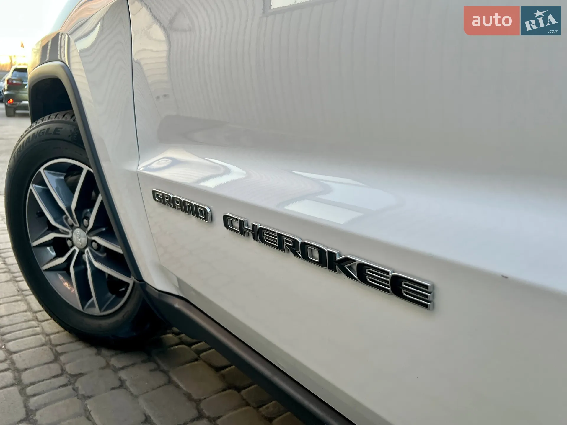 2018 Jeep Grand Cherokee - мініатюра 66