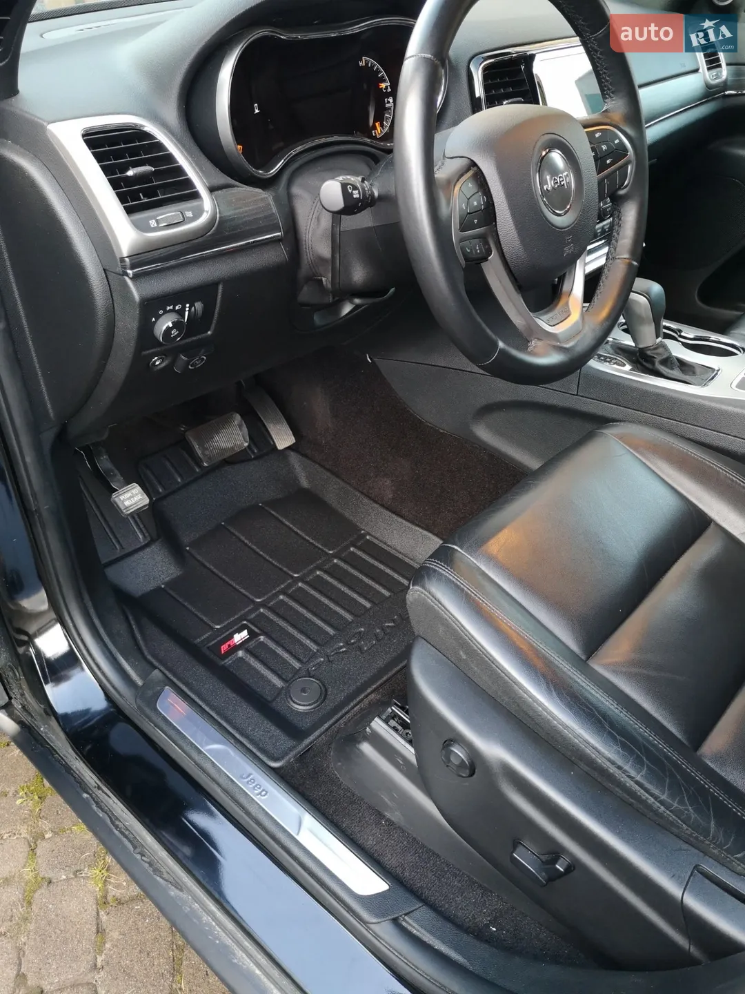 2018 Jeep Grand Cherokee - мініатюра 16