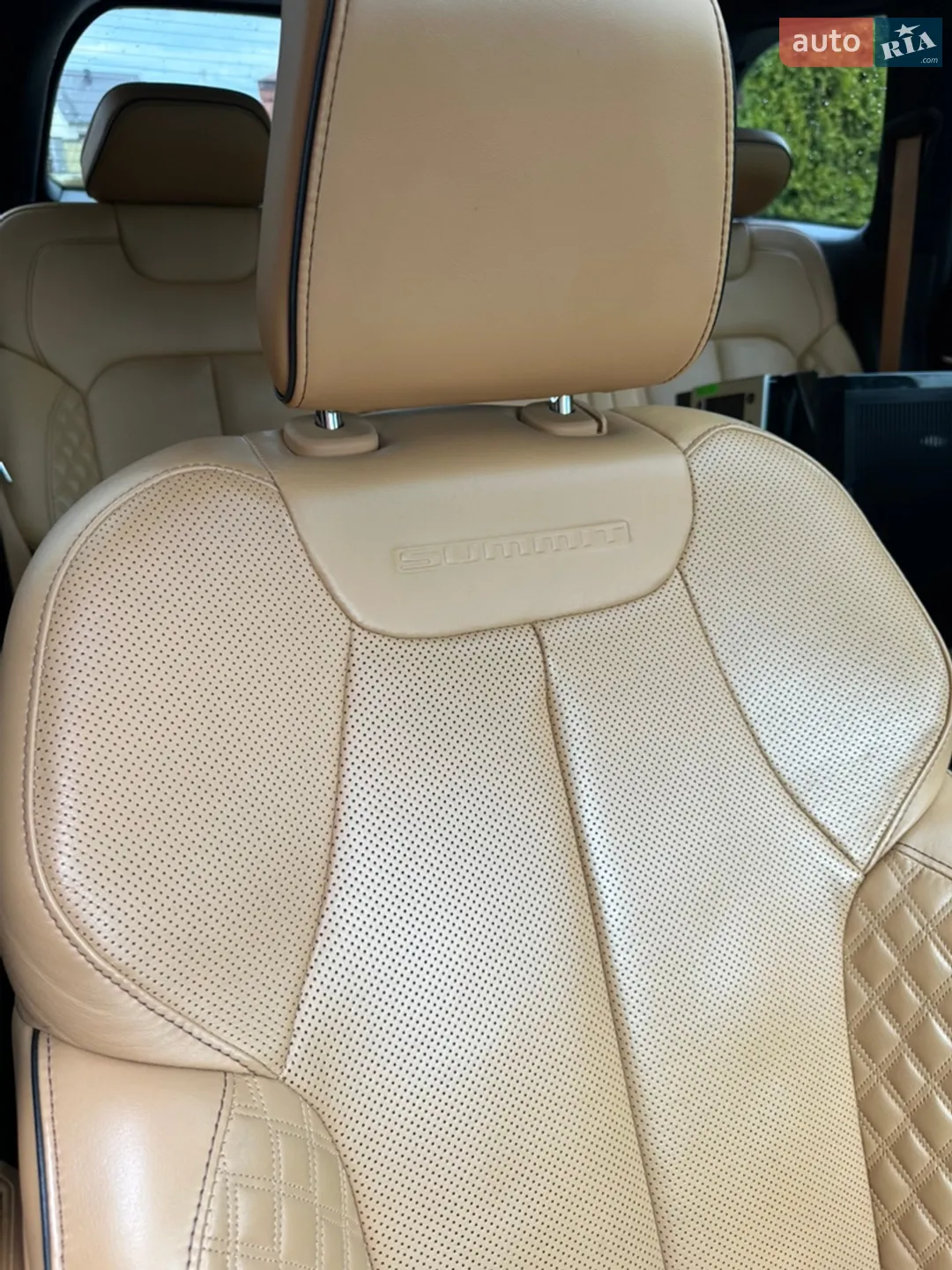 2022 Jeep Grand Cherokee - мініатюра 28