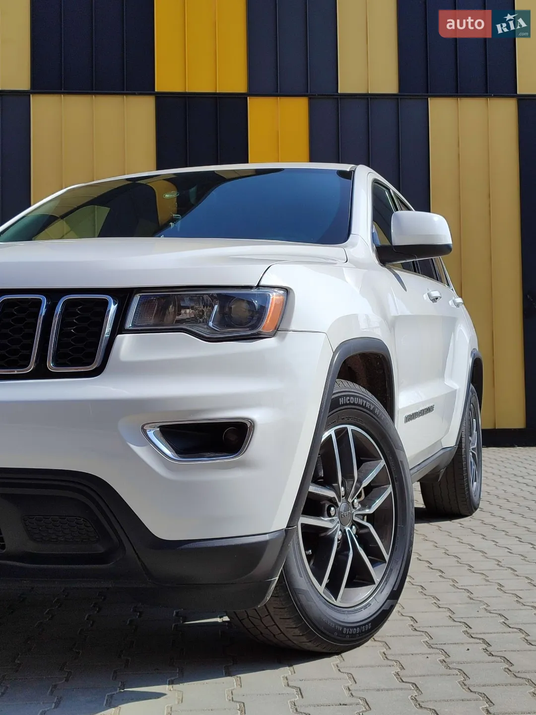 2019 Jeep Grand Cherokee - мініатюра 16