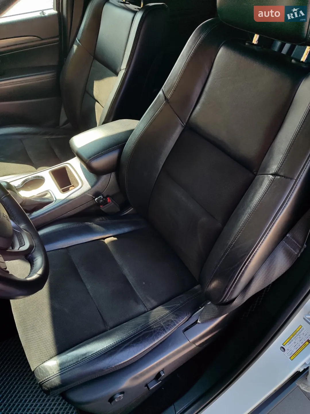2019 Jeep Grand Cherokee - мініатюра 33