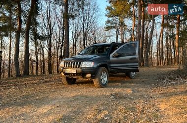 Внедорожник / Кроссовер Jeep Grand Cherokee 2003 в Иршаве