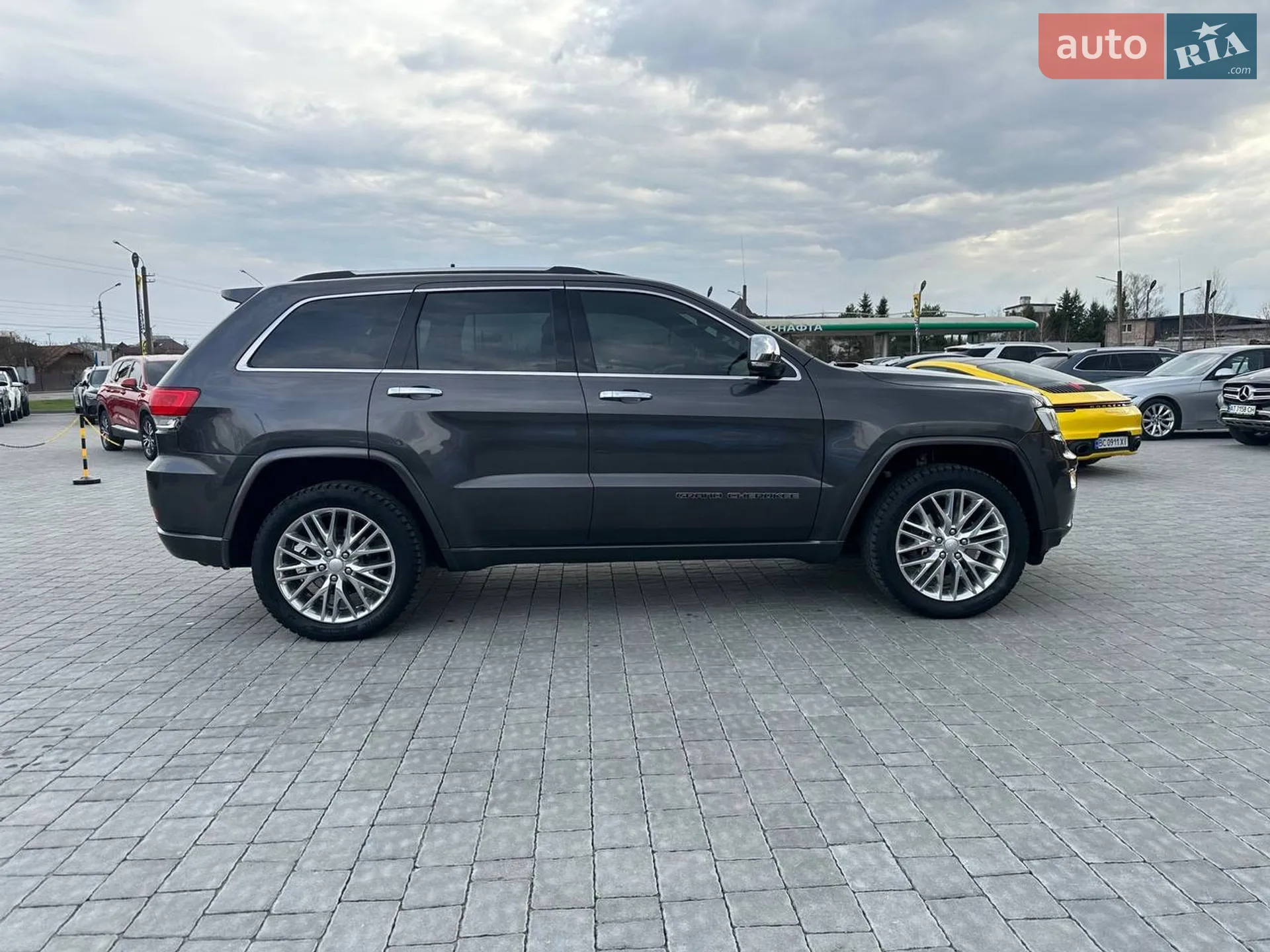 2014 Jeep Grand Cherokee - мініатюра 8