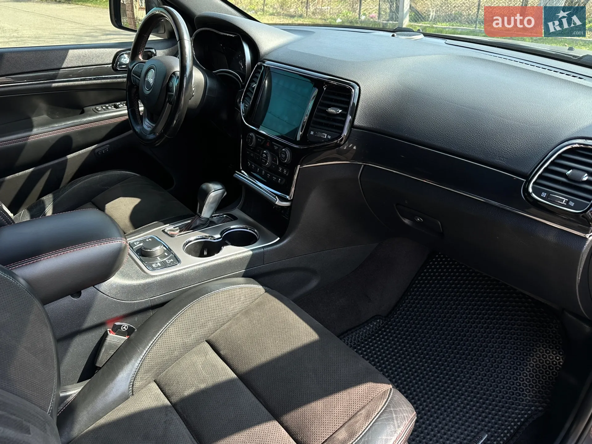 2018 Jeep Grand Cherokee - мініатюра 15