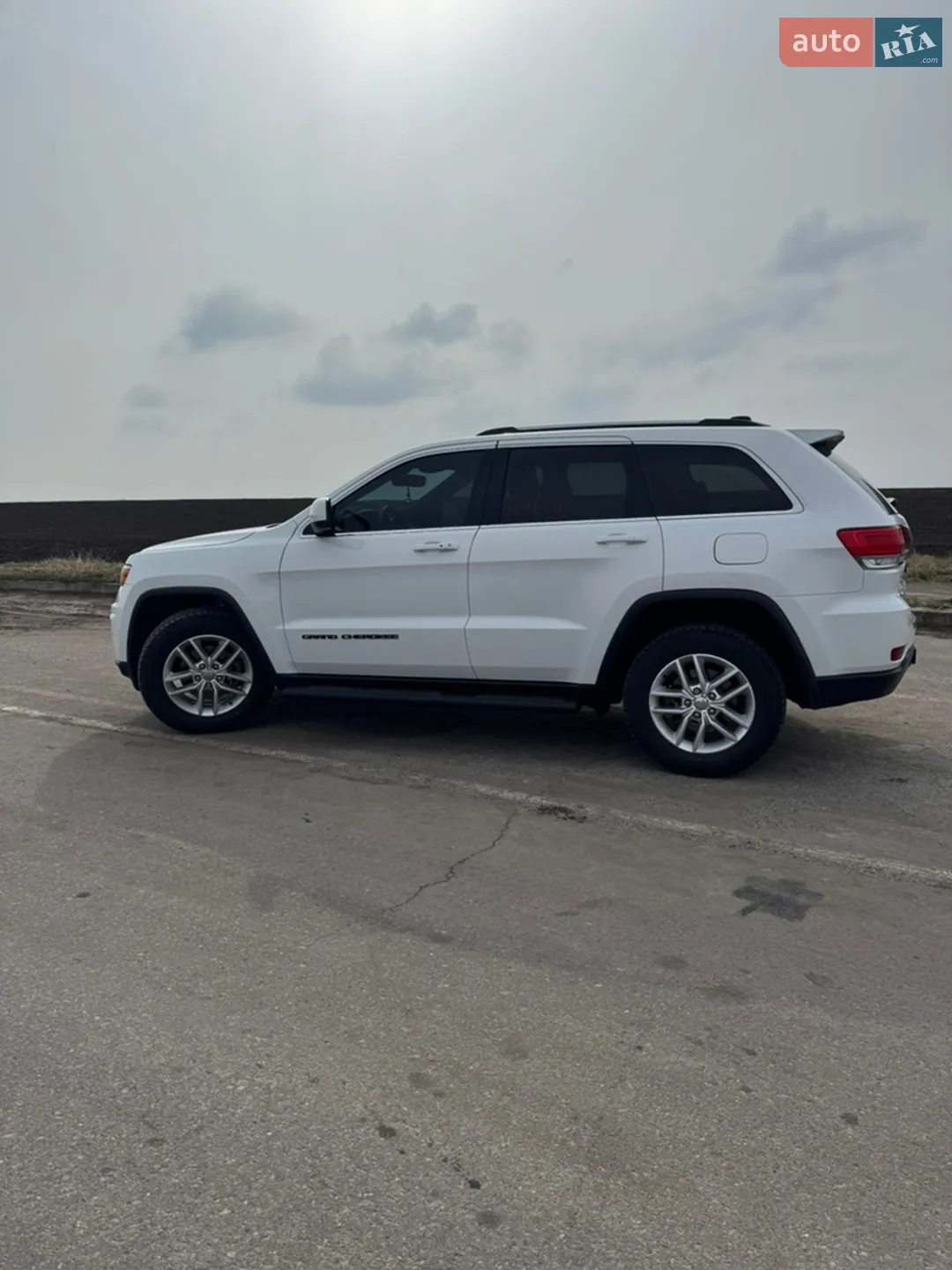 2017 Jeep Grand Cherokee - мініатюра 19