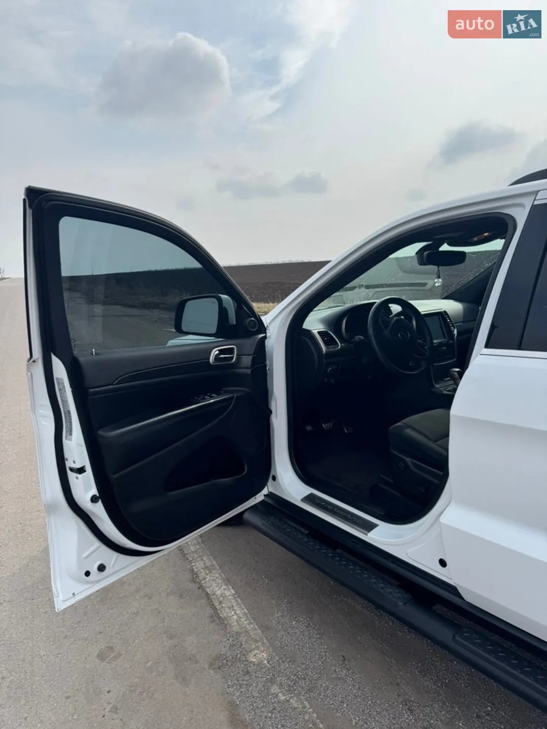 2017 Jeep Grand Cherokee - мініатюра 20