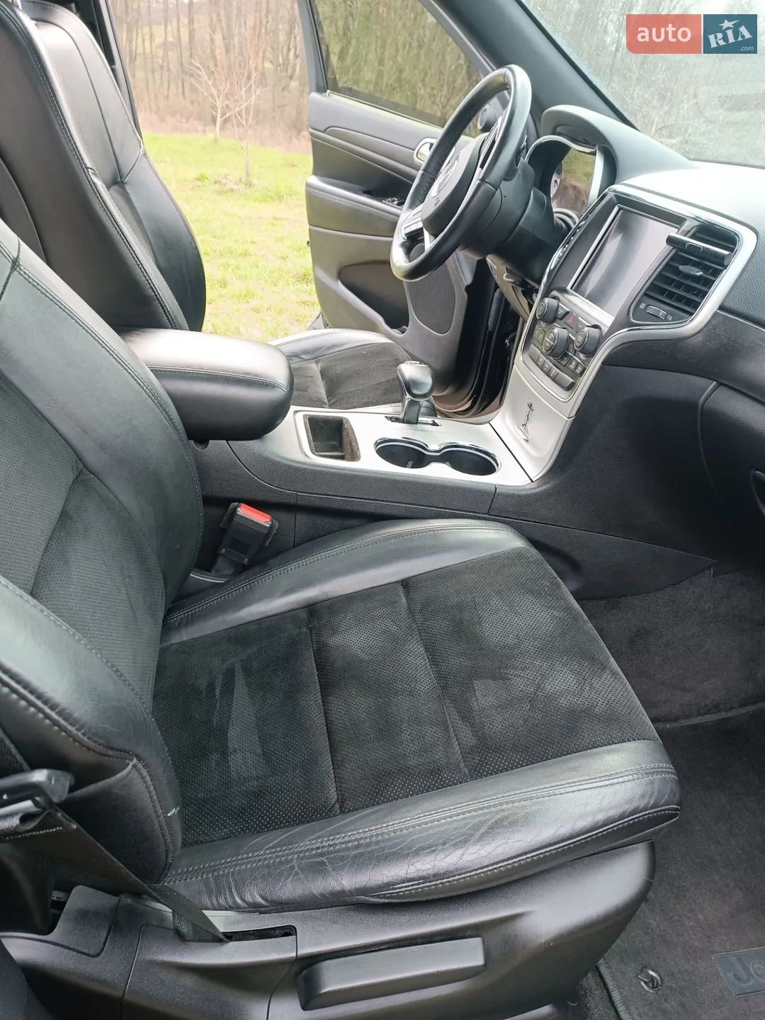 Jeep Grand Cherokee 2015 VIN 1C4RJFAG3FC224793 фото оголошення 11 з 20
