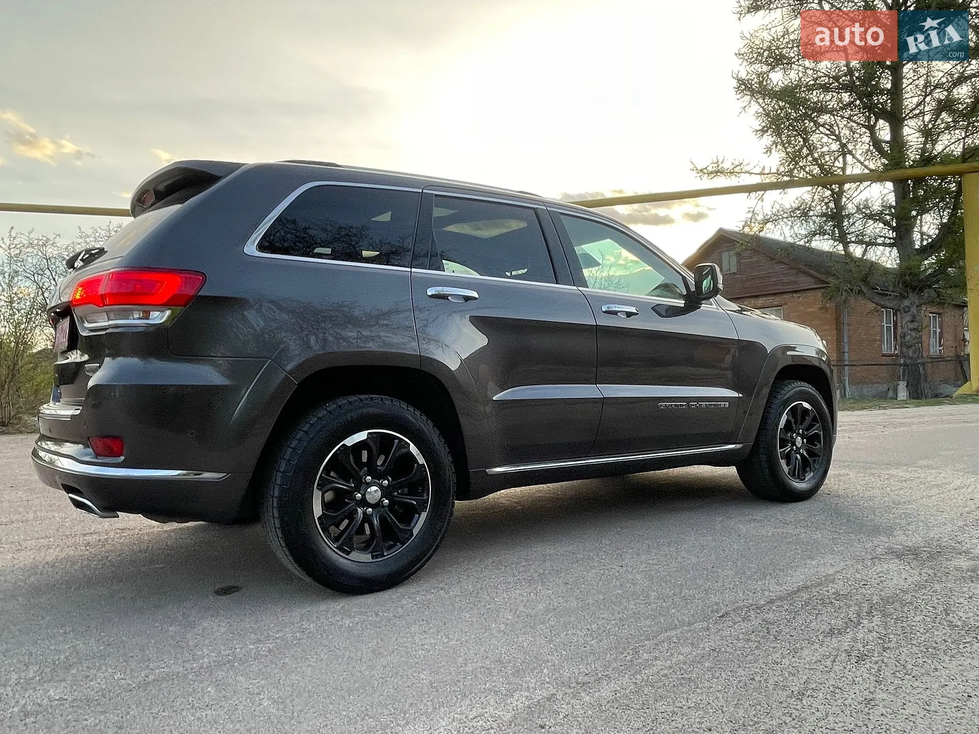 2017 Jeep Grand Cherokee - мініатюра 125