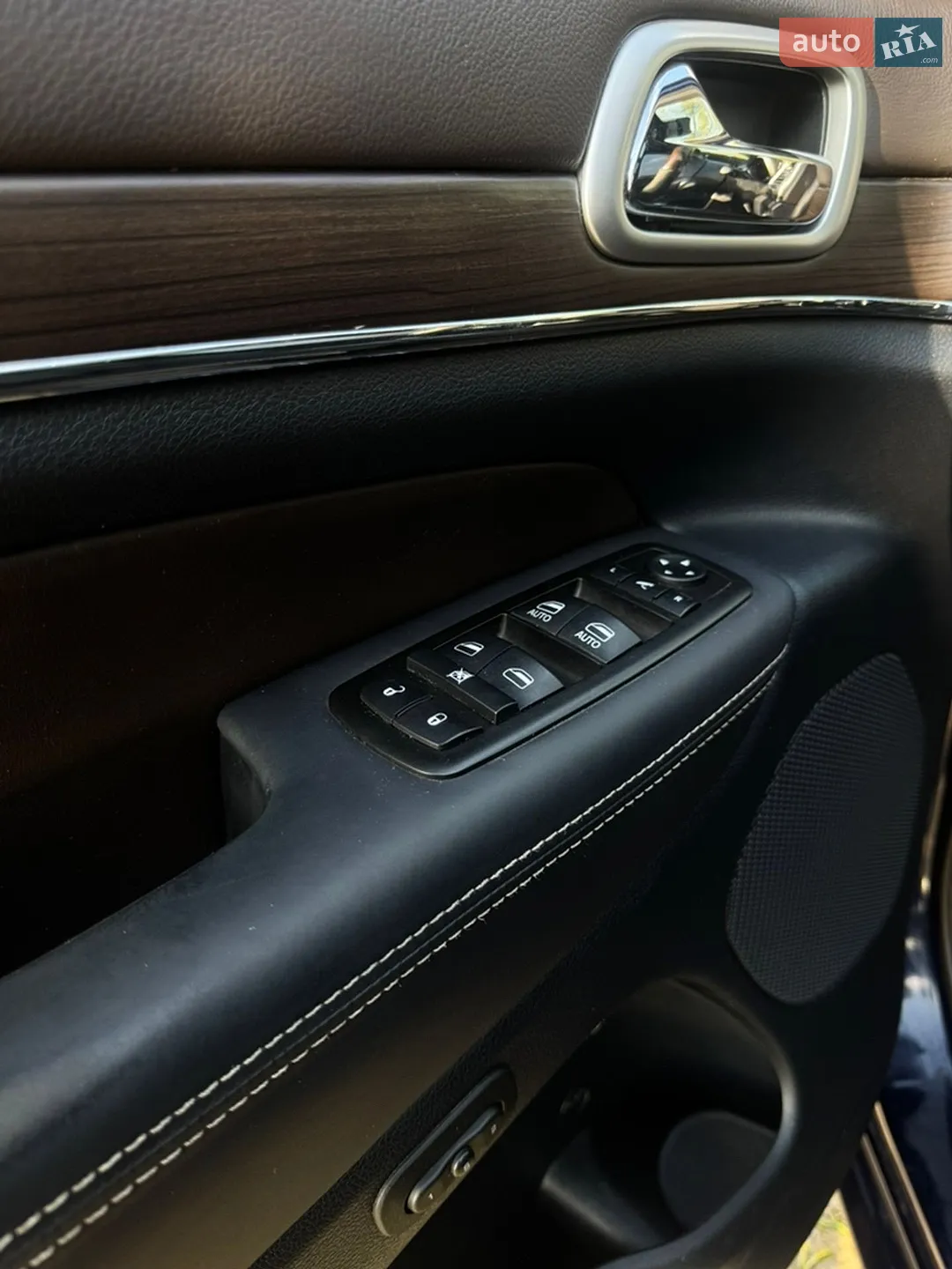 2014 Jeep Grand Cherokee - мініатюра 19