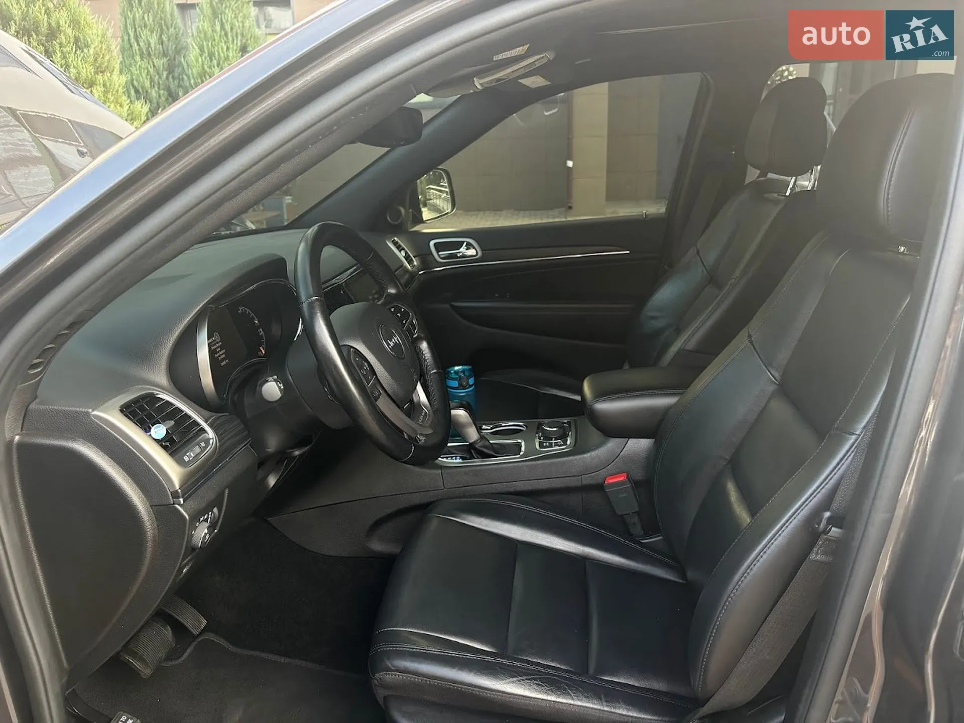 2020 Jeep Grand Cherokee - мініатюра 32