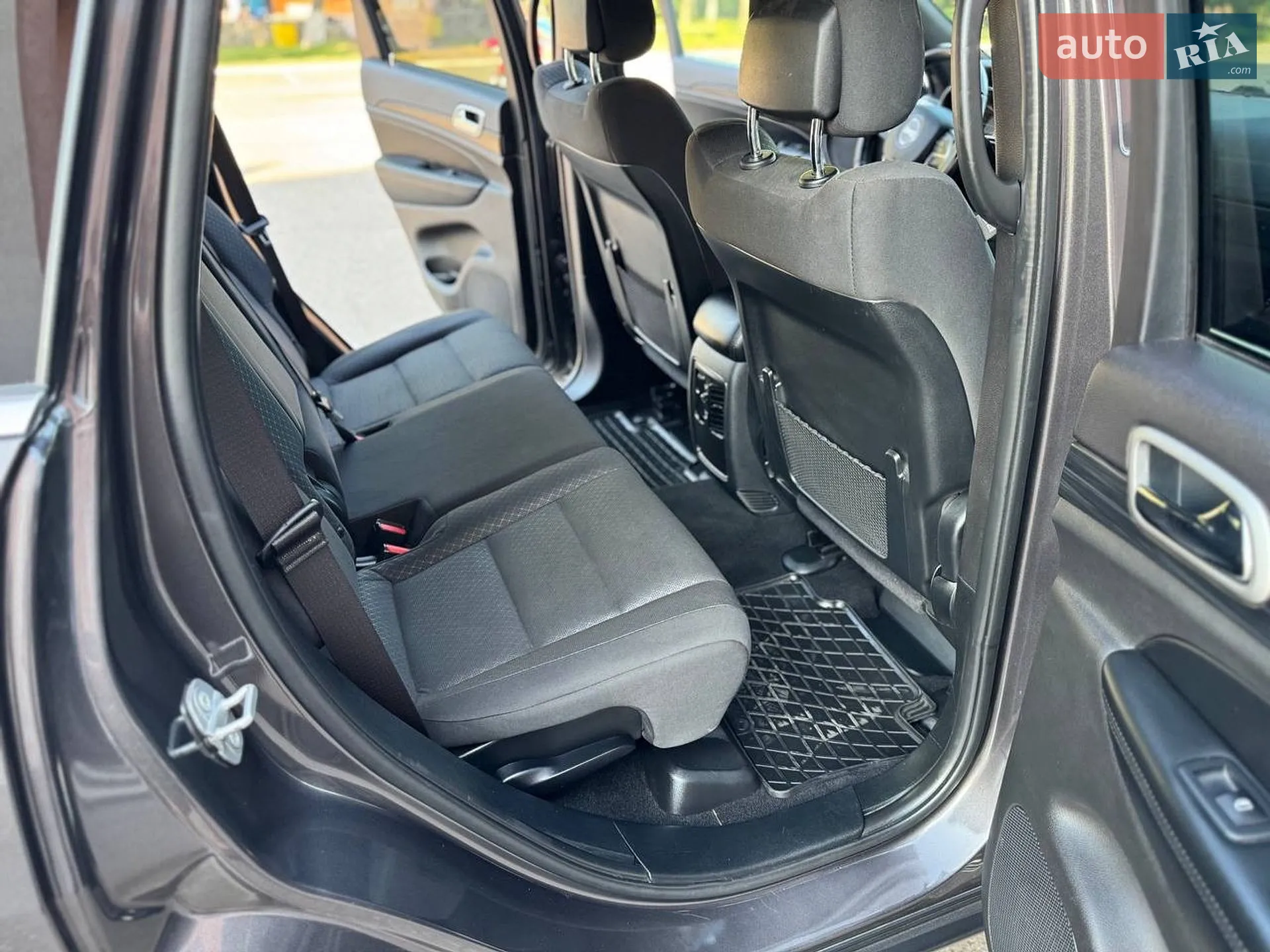 2019 Jeep Grand Cherokee - мініатюра 34